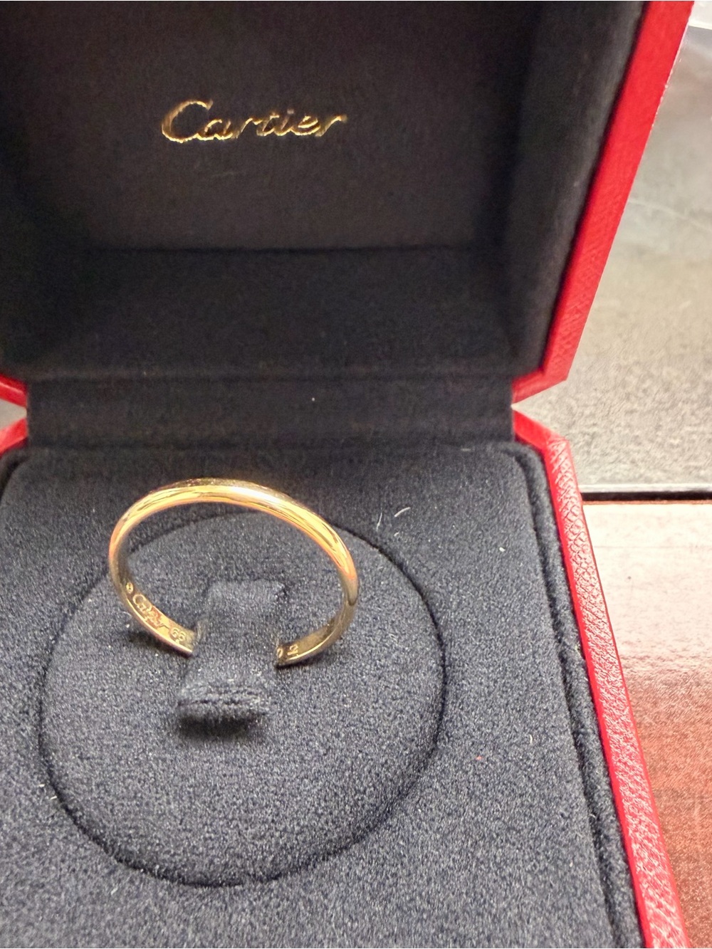 Cartier 1895 WEDDING BAND, 2.5 MM WIDTH - Picture 4 of 9